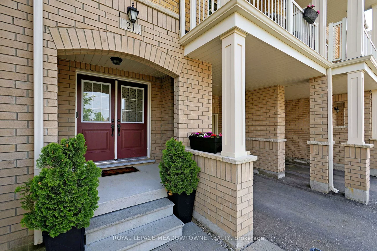 21, Labrish, Bram West, Brampton
