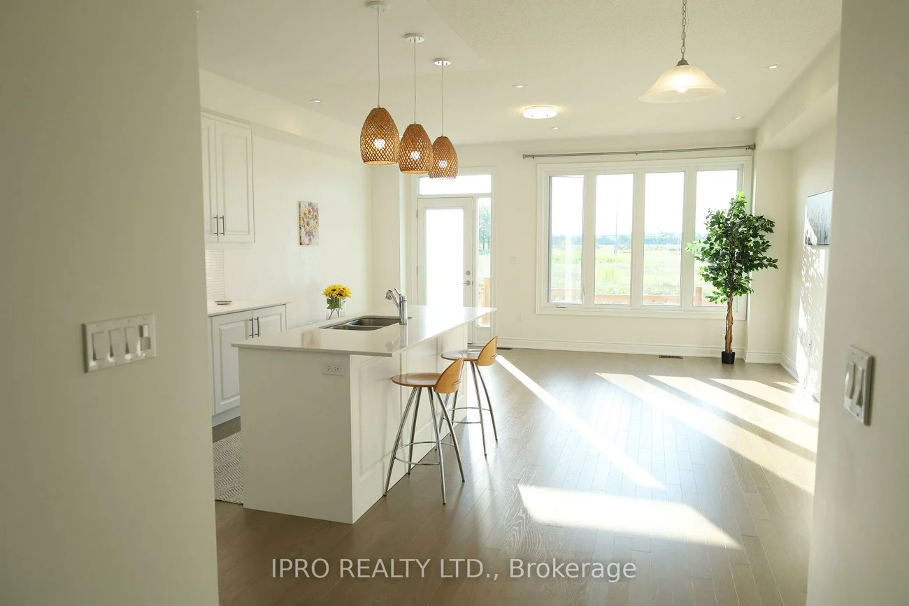102, BERMONDSEY, Bram West, Brampton