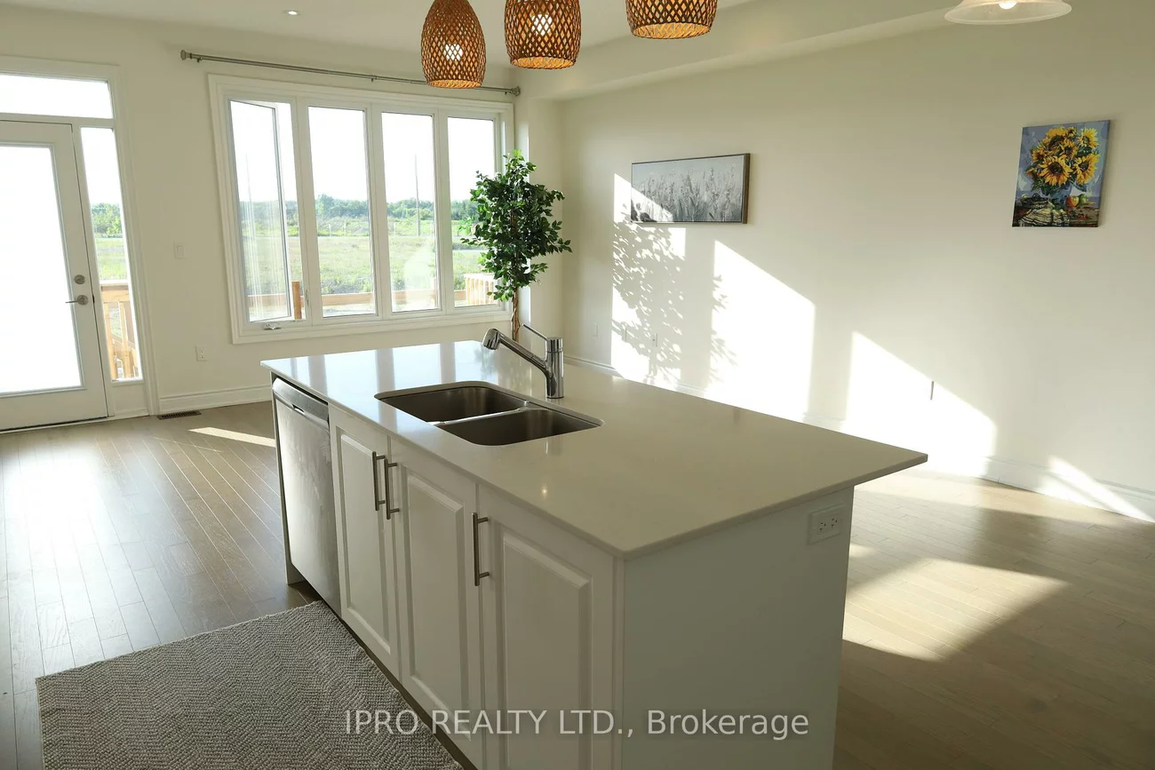 102, BERMONDSEY, Bram West, Brampton