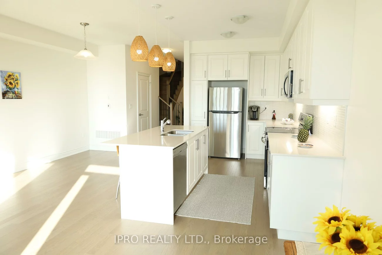 102, BERMONDSEY, Bram West, Brampton