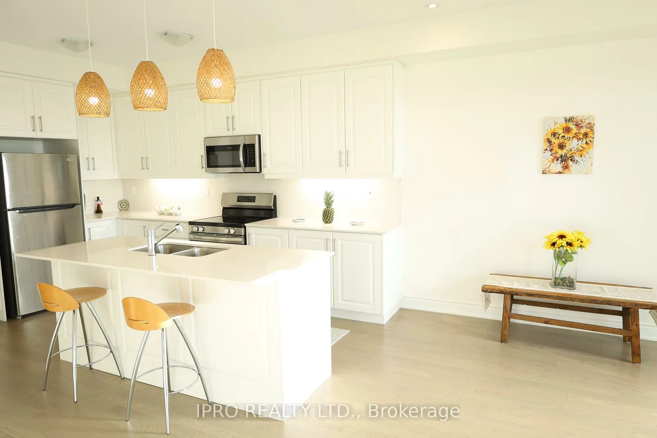 102, BERMONDSEY, Bram West, Brampton
