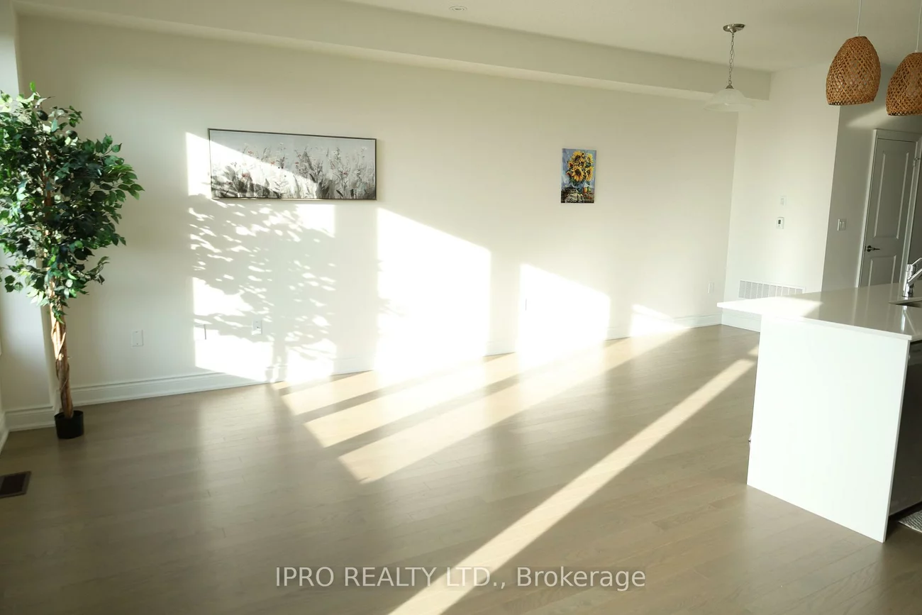 102, BERMONDSEY, Bram West, Brampton
