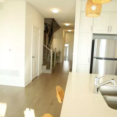102, BERMONDSEY, Bram West, Brampton