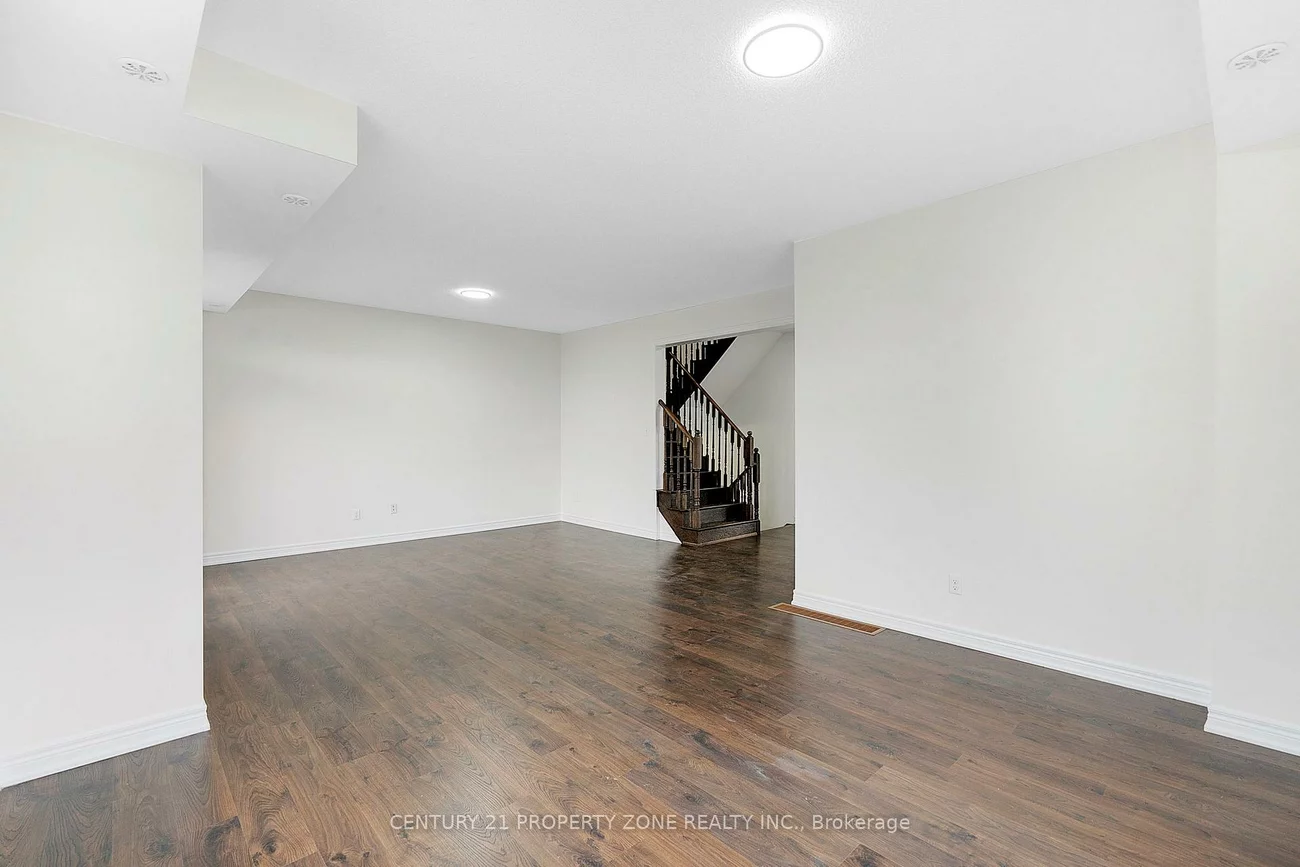 28, Wardenwood, Sandringham-Wellington North, Brampton