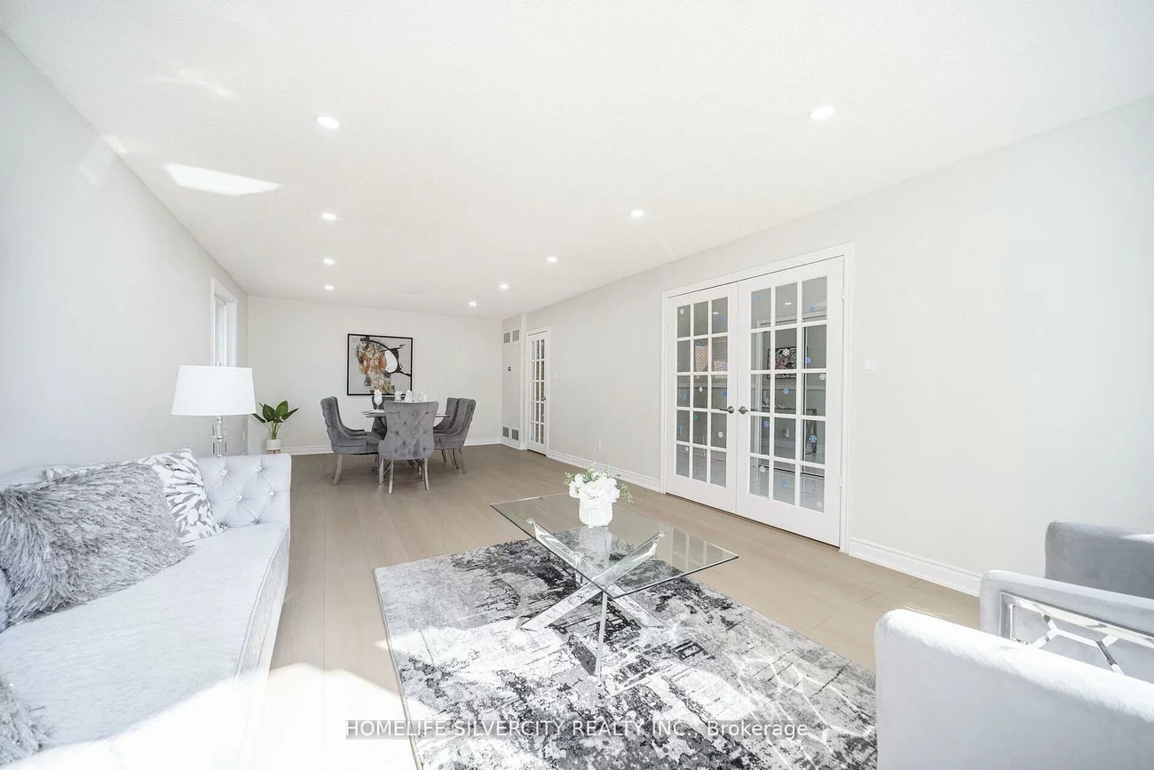 71, Massey, Central Park, Brampton