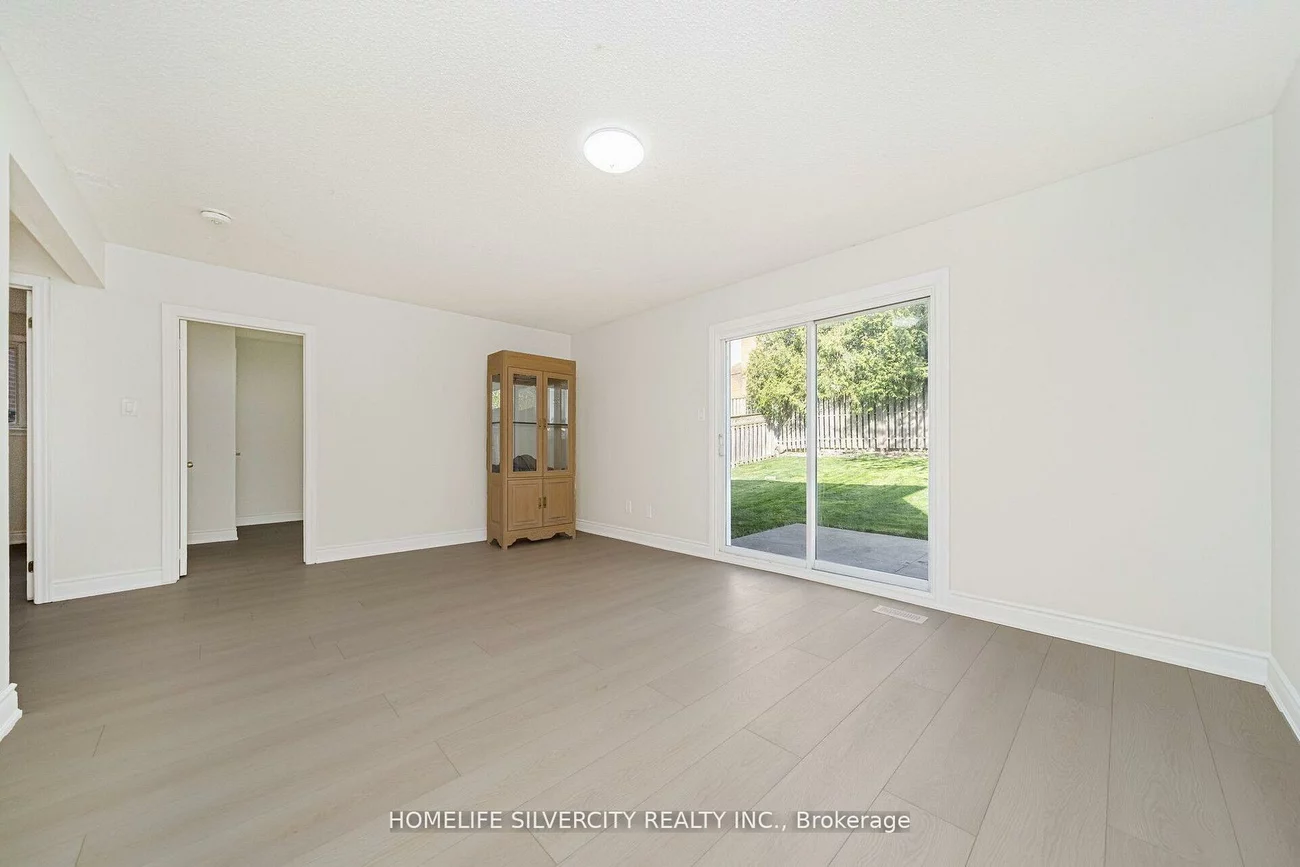 71, Massey, Central Park, Brampton