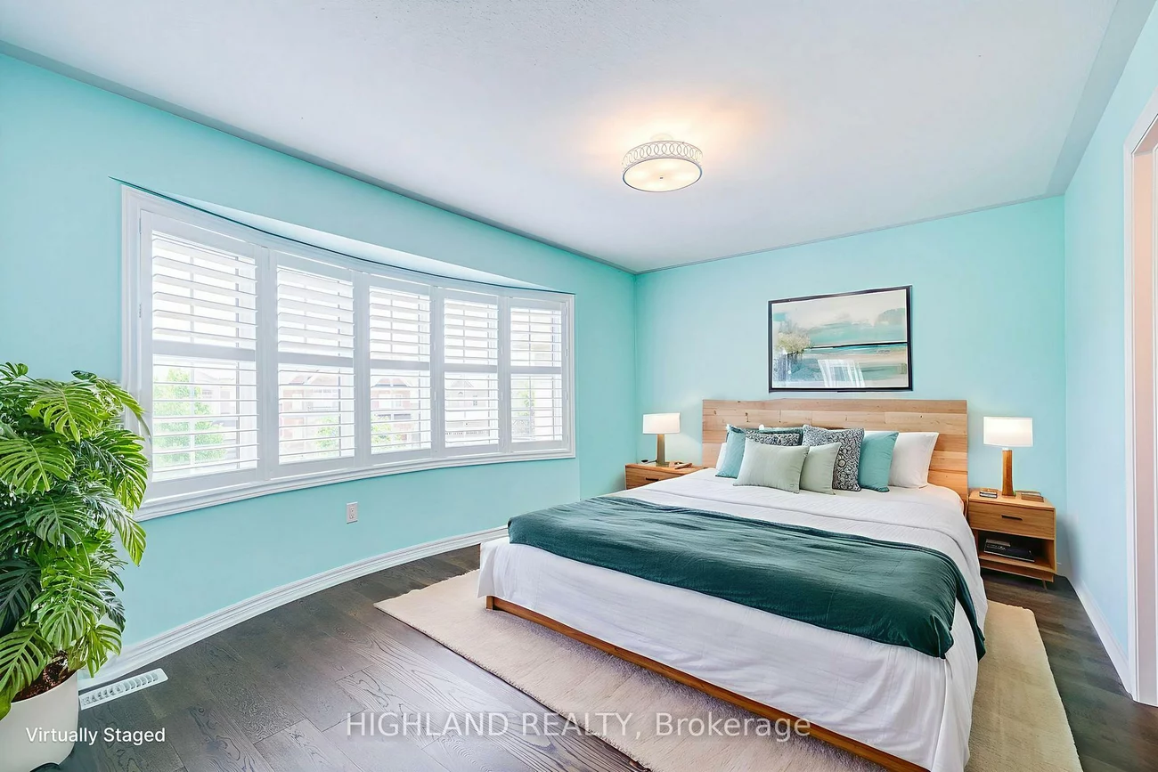 66, GEORGE ROBINSON, Credit Valley, Brampton
