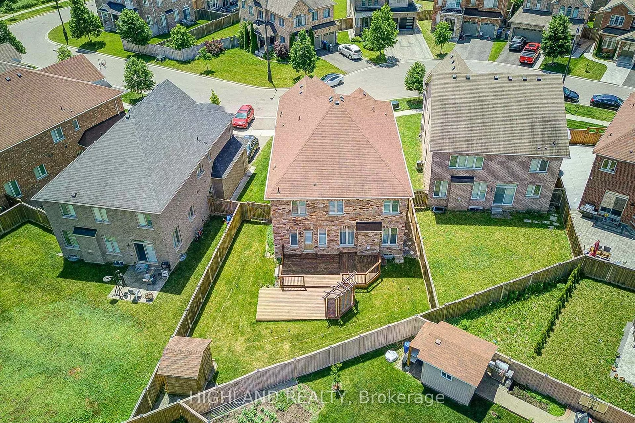 66, GEORGE ROBINSON, Credit Valley, Brampton