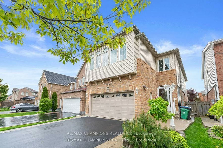 30, Larkspur, Sandringham-Wellington, Brampton