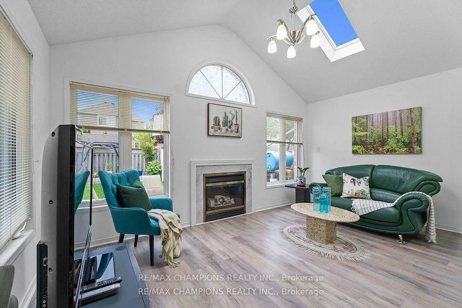 30, Larkspur, Sandringham-Wellington, Brampton