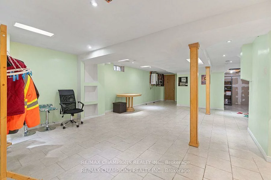 30, Larkspur, Sandringham-Wellington, Brampton