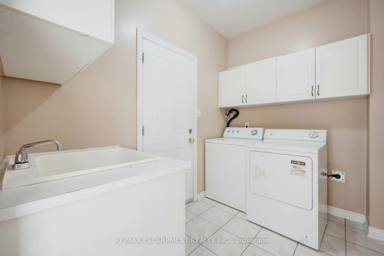 27, Putnam, Fletcher's Meadow, Brampton