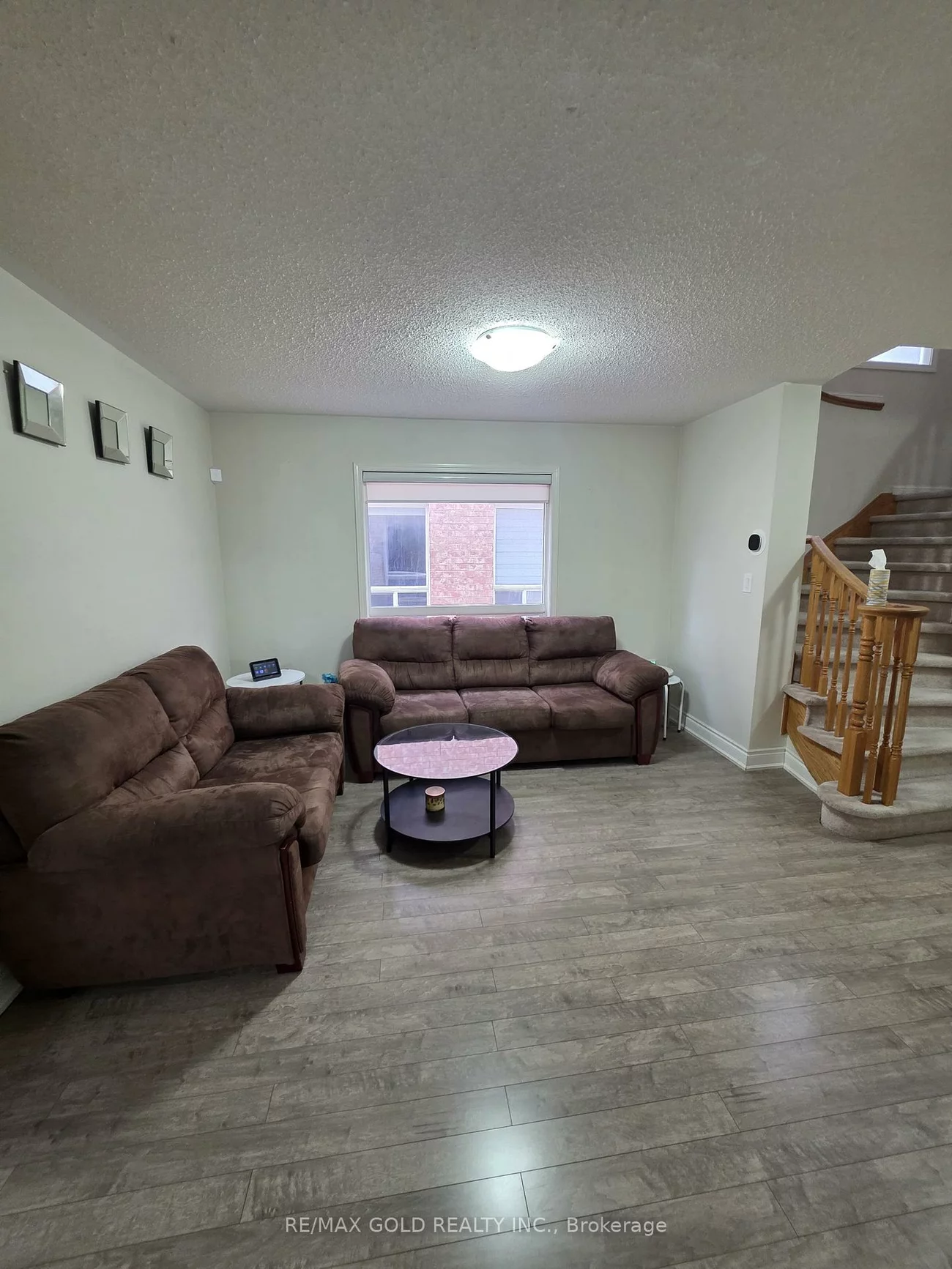 42, Zimmer, Gore Industrial North, Brampton