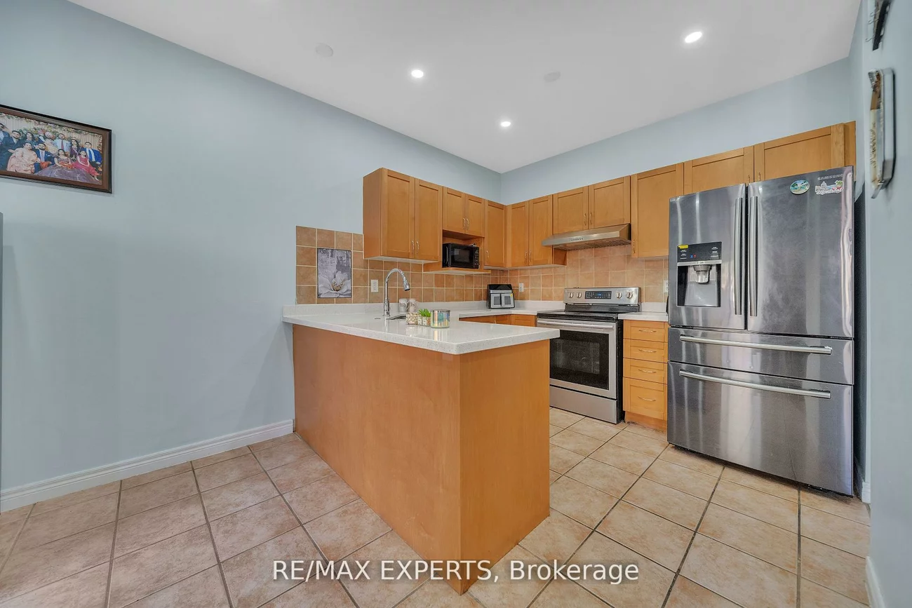 13, Stable, Northwest Sandalwood Parkway, Brampton