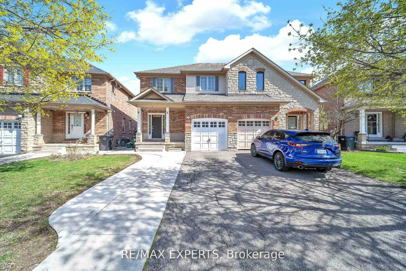 13, Stable, Northwest Sandalwood Parkway, Brampton