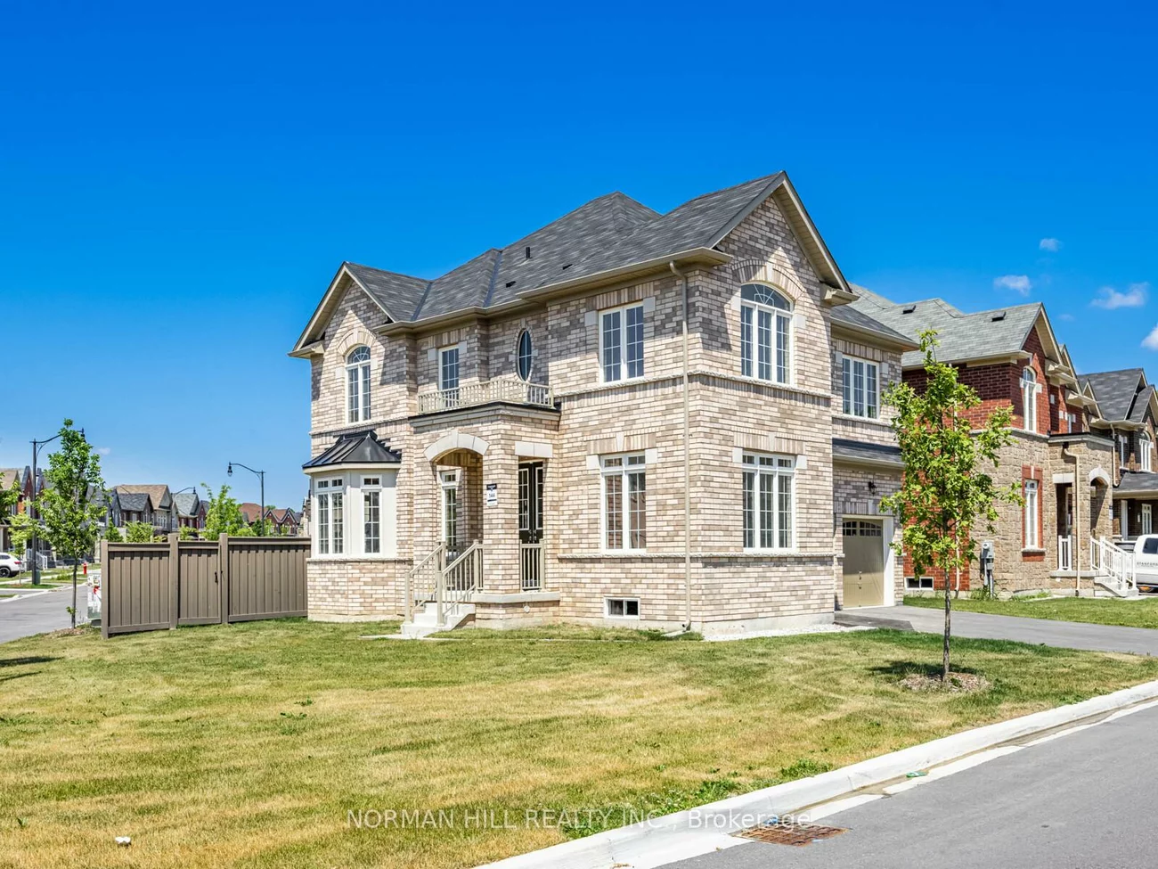 1, Lilestone, Credit Valley, Brampton