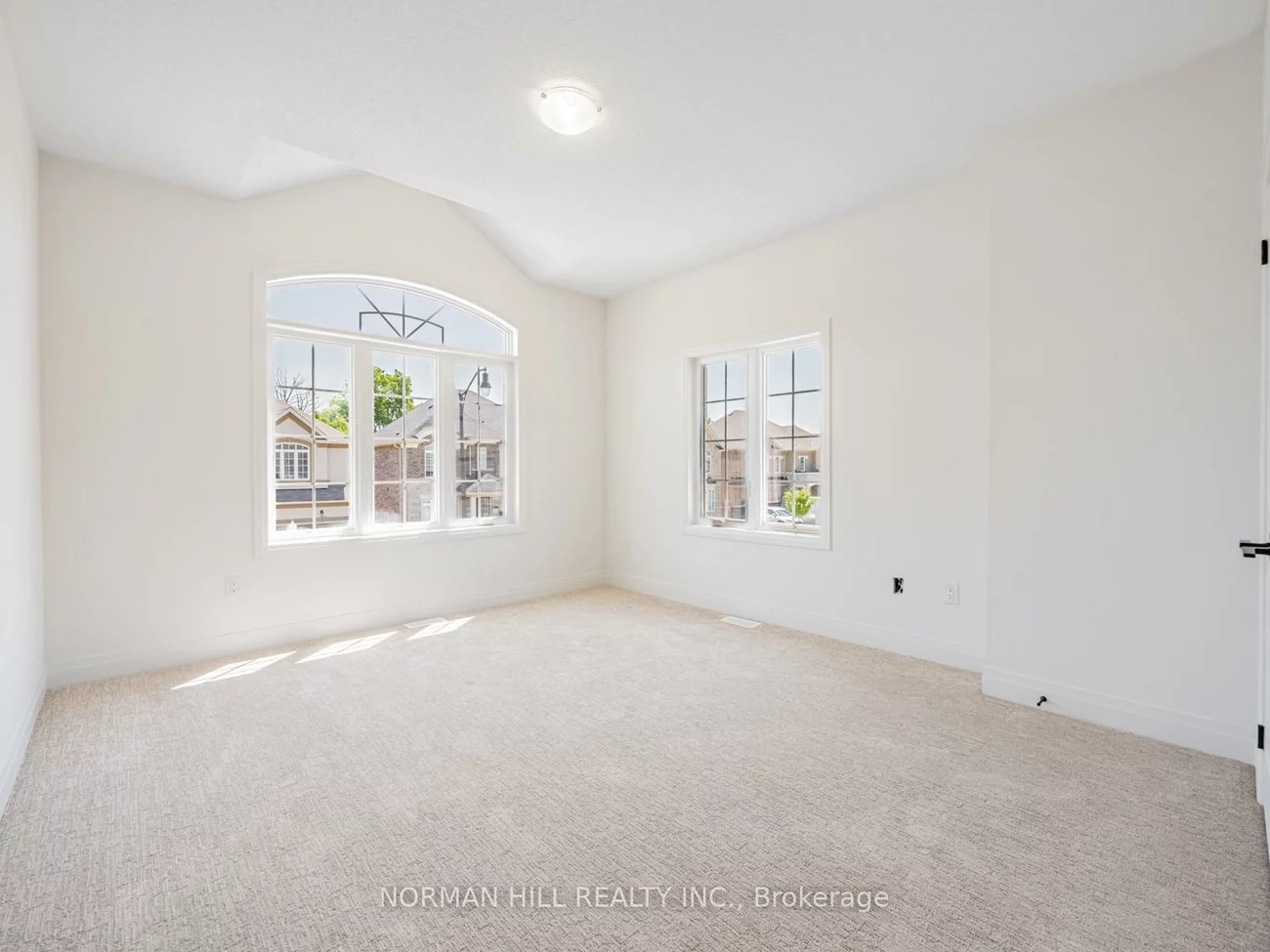 1, Lilestone, Credit Valley, Brampton