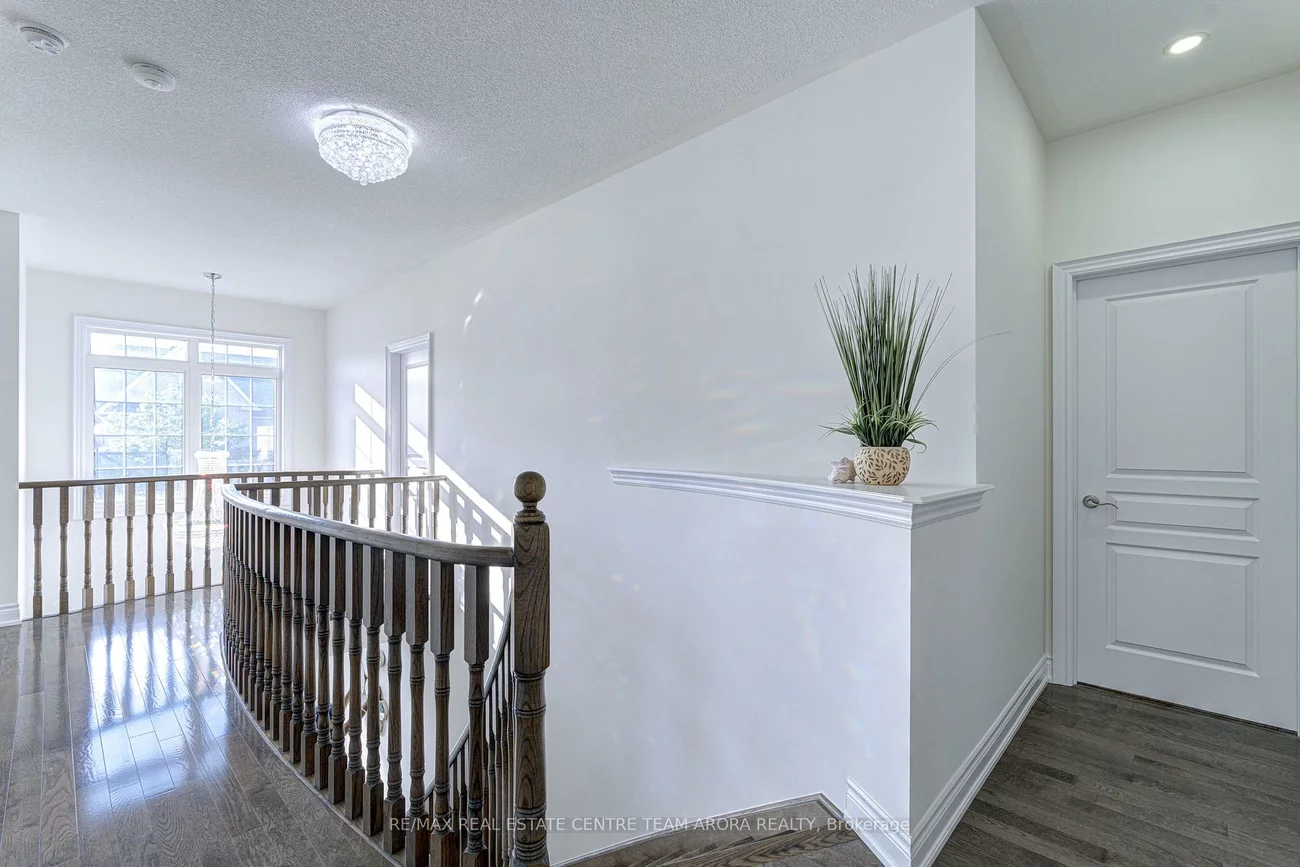 5, Aries, Credit Valley, Brampton
