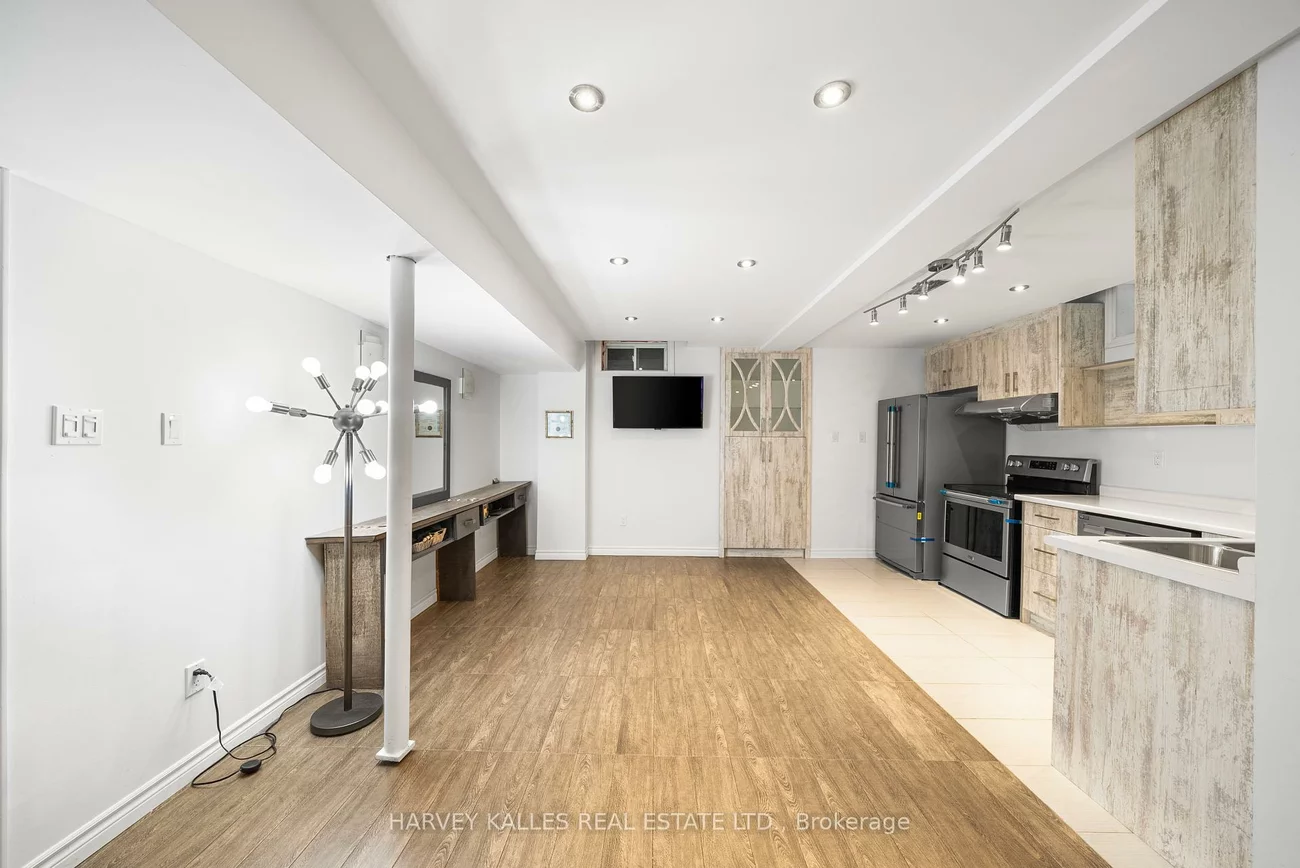 36, Boundbrook, Northwest Sandalwood Parkway, Brampton