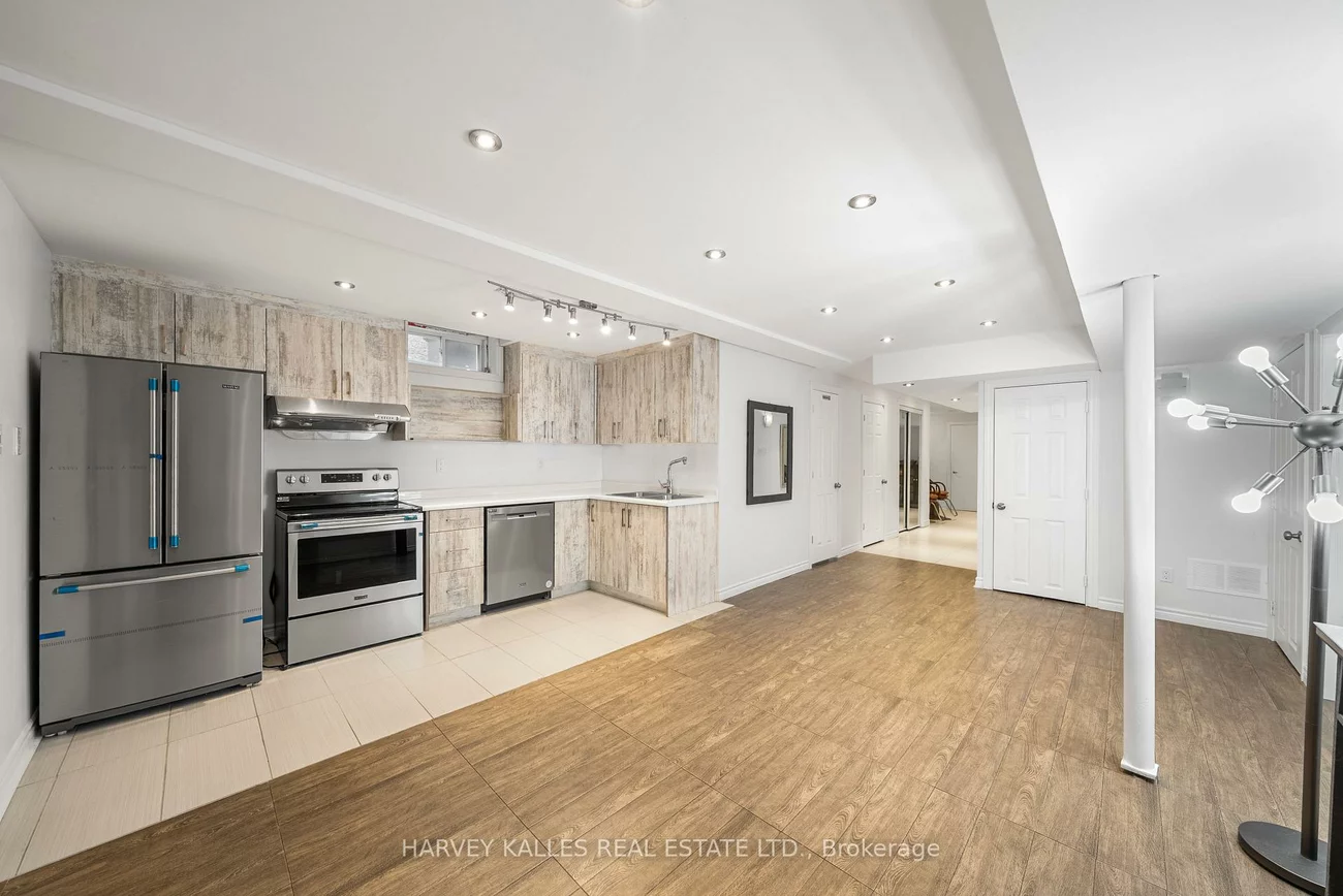 36, Boundbrook, Northwest Sandalwood Parkway, Brampton