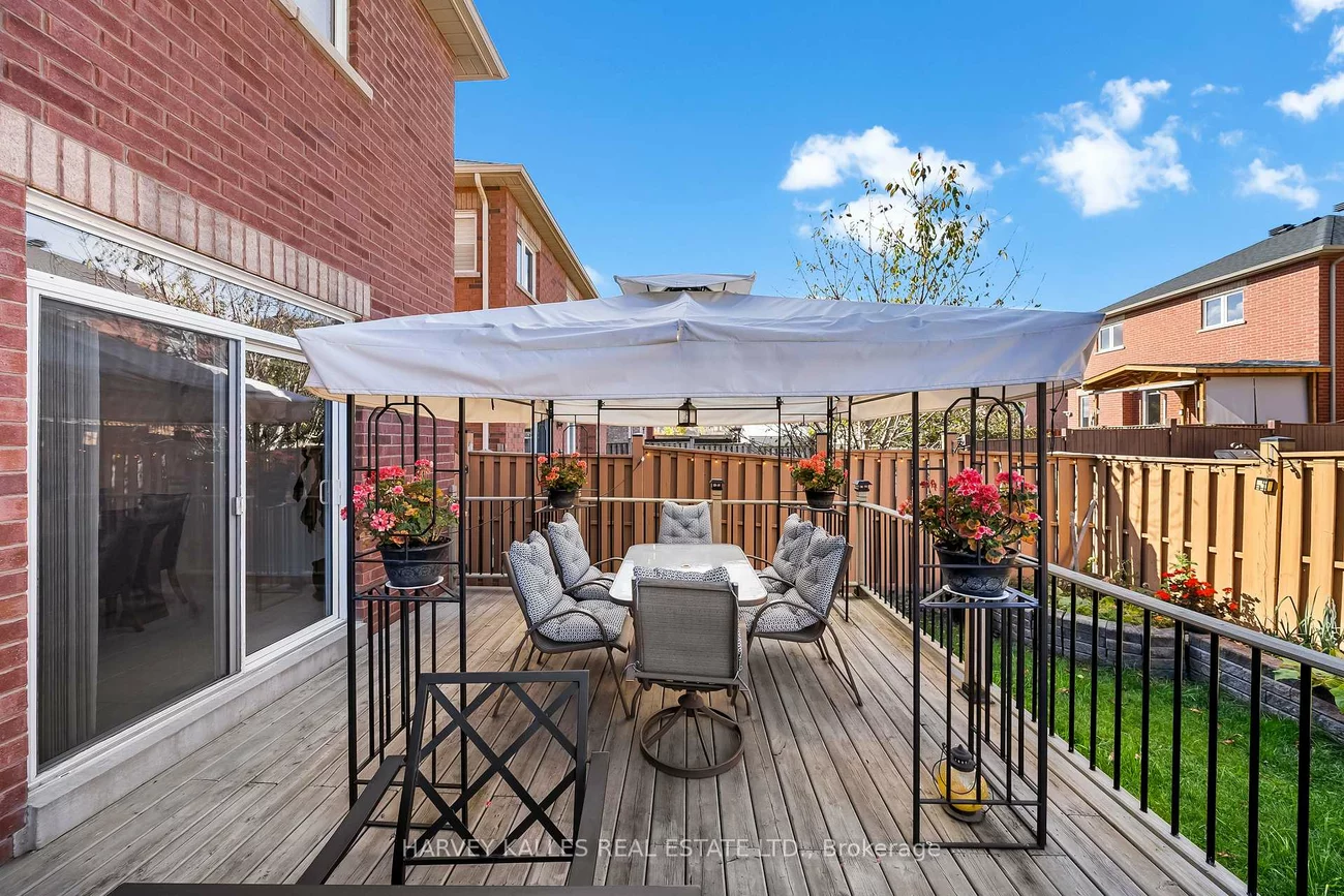 36, Boundbrook, Northwest Sandalwood Parkway, Brampton