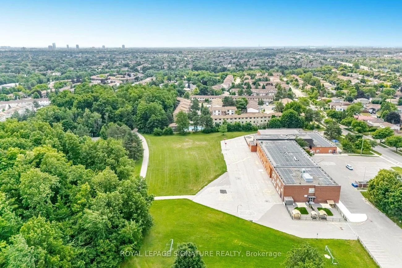 71, Mandarin, Central Park, Brampton
