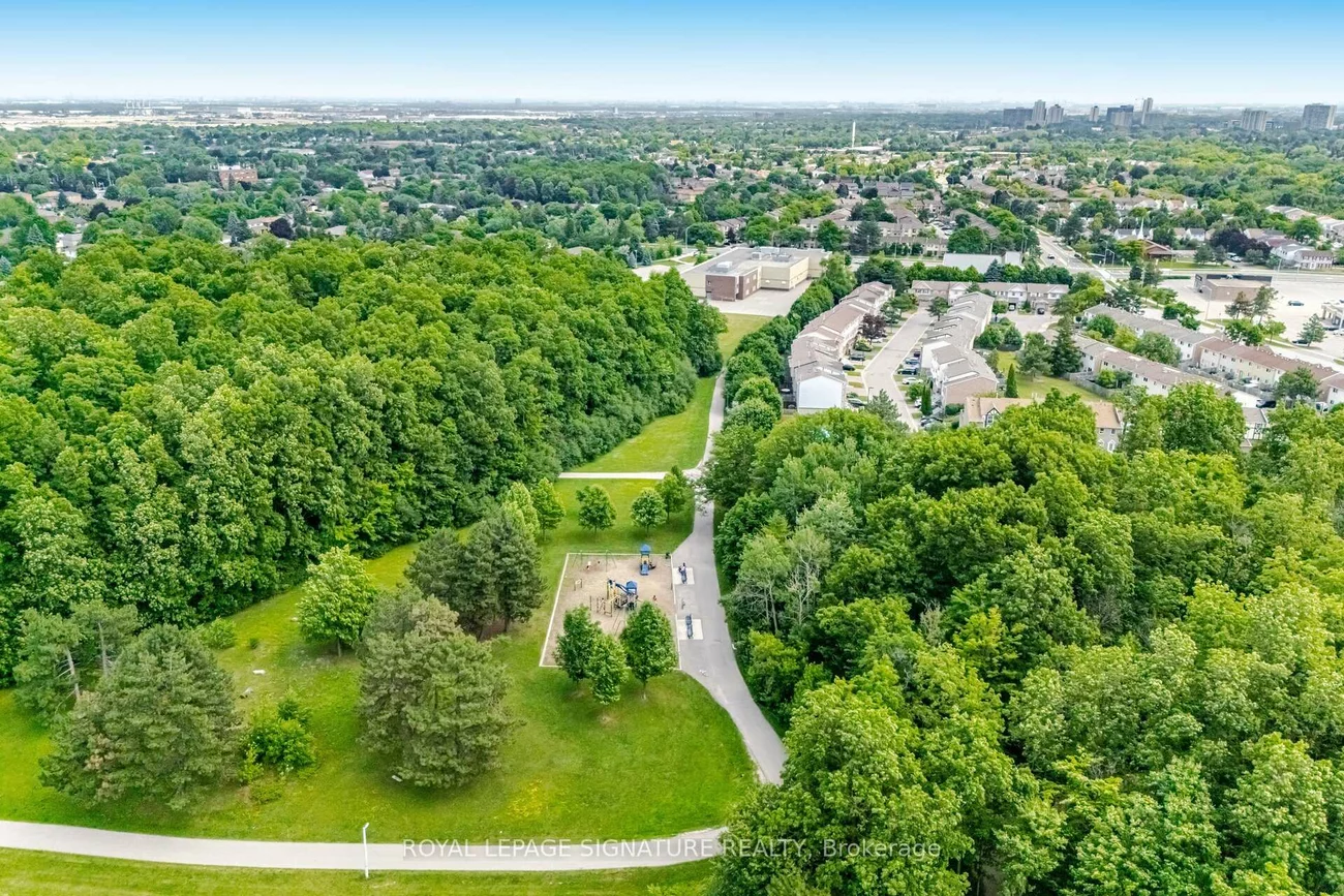 71, Mandarin, Central Park, Brampton