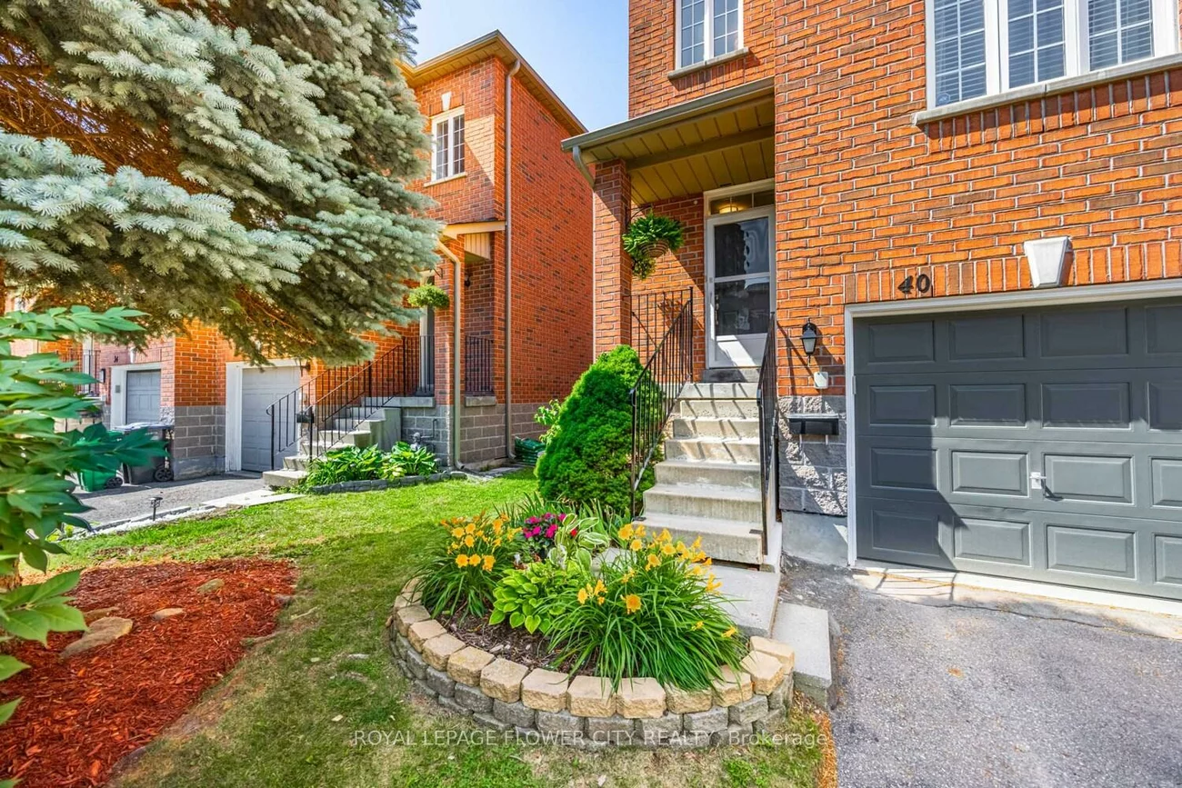 120, Railroad, Downtown Brampton, Brampton