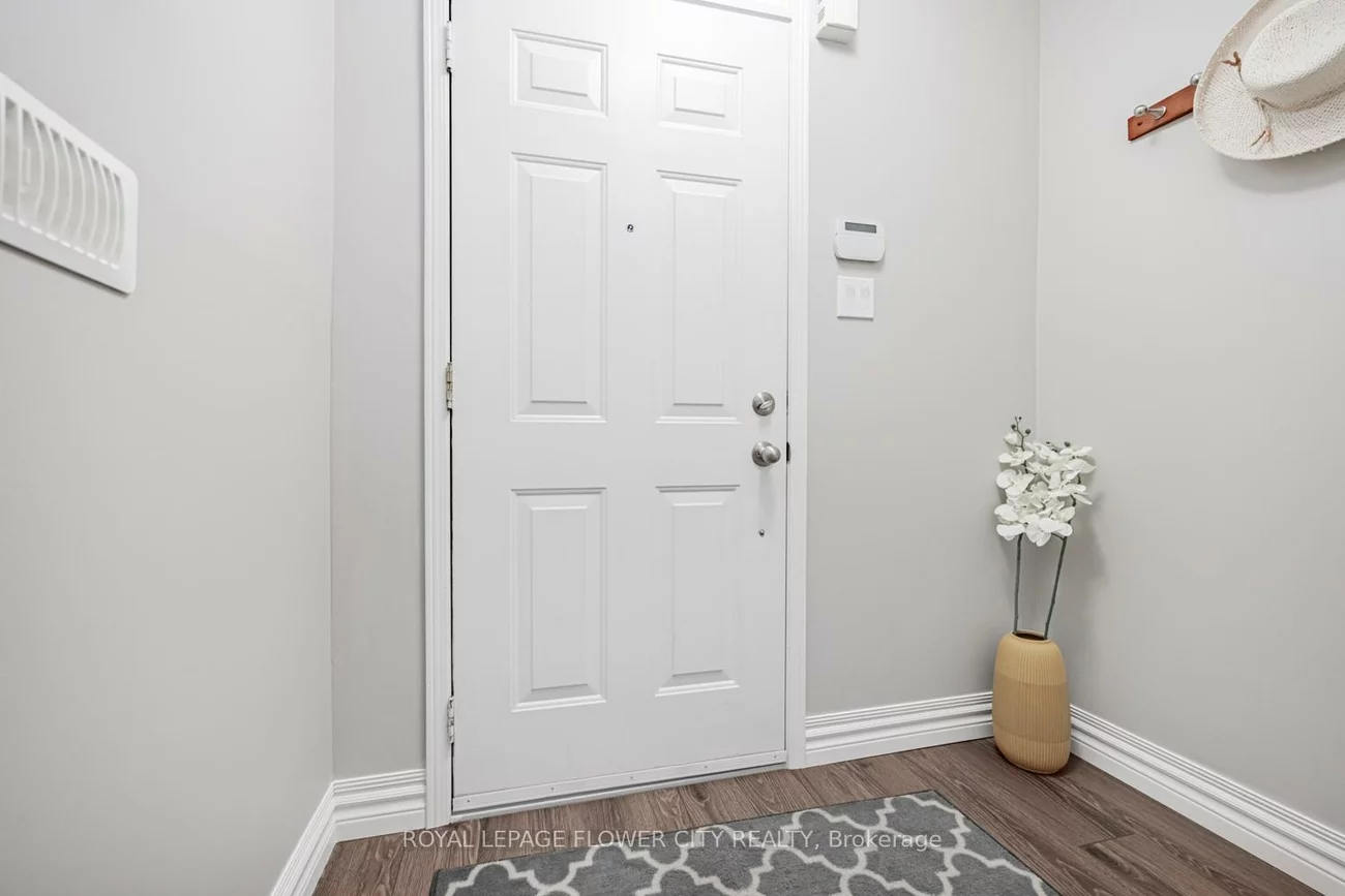 120, Railroad, Downtown Brampton, Brampton