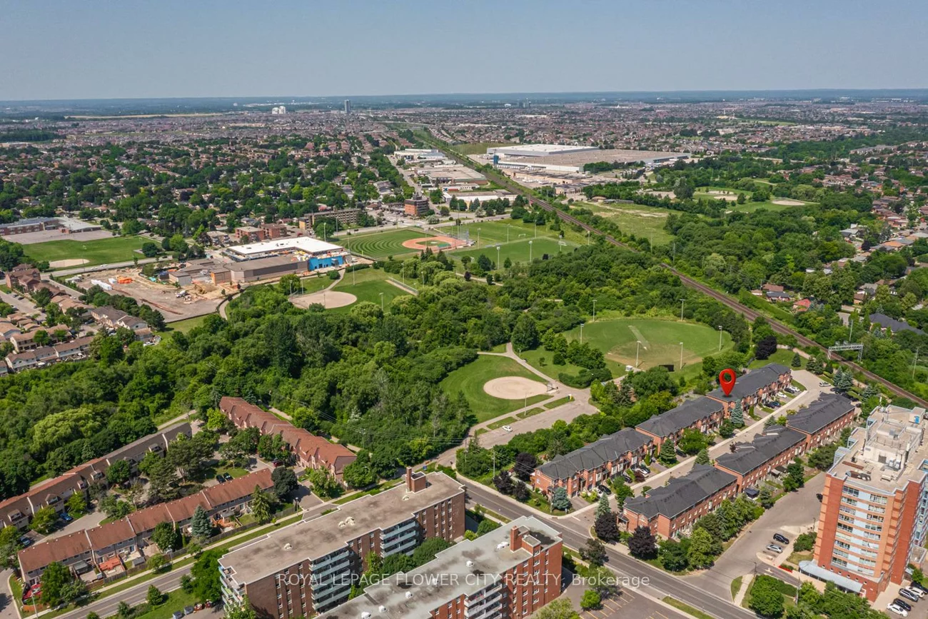 120, Railroad, Downtown Brampton, Brampton