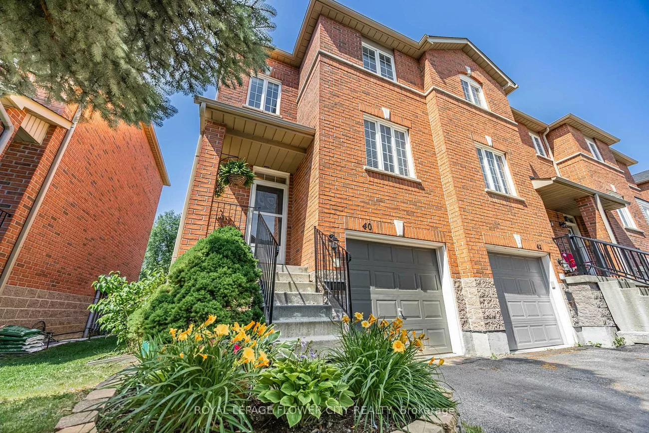 120, Railroad, Downtown Brampton, Brampton