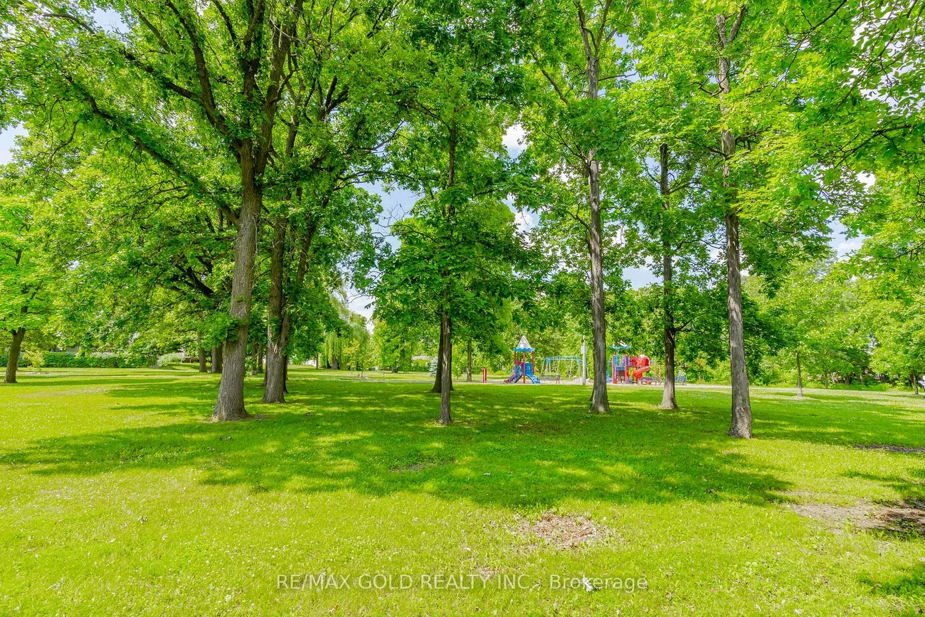29, Devonshire, Southgate, Brampton