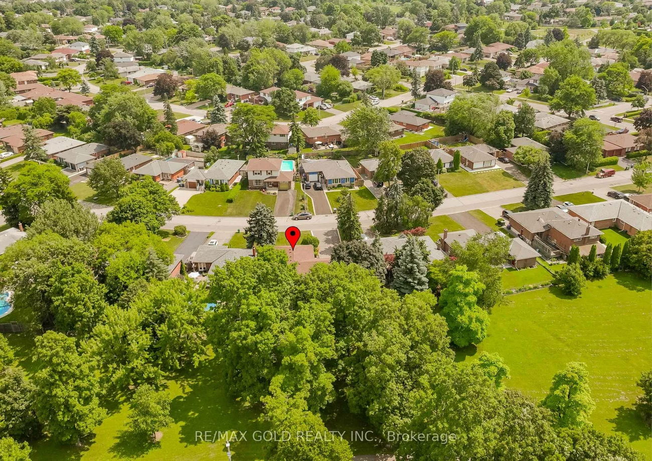 29, Devonshire, Southgate, Brampton