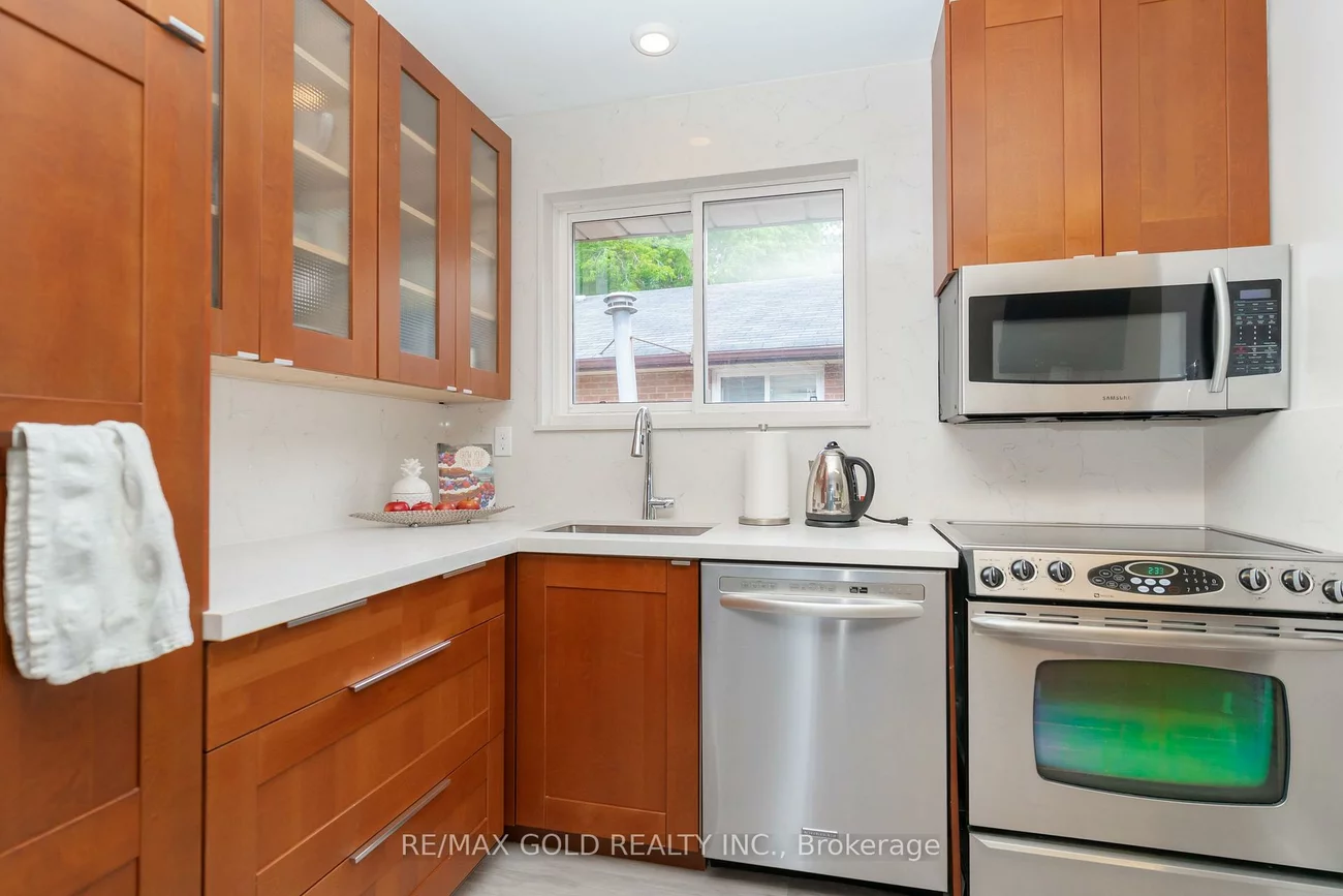 29, Devonshire, Southgate, Brampton