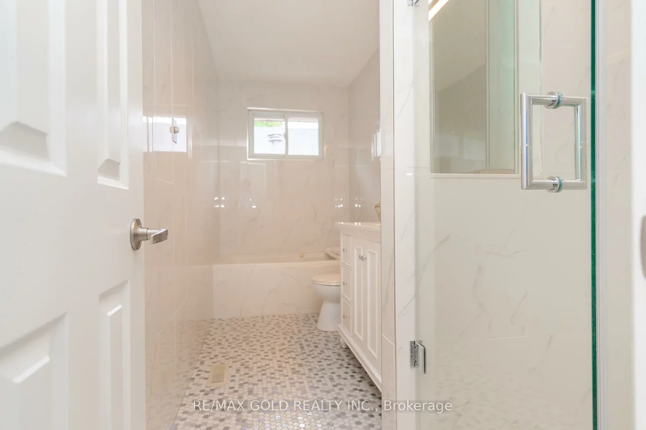 29, Devonshire, Southgate, Brampton
