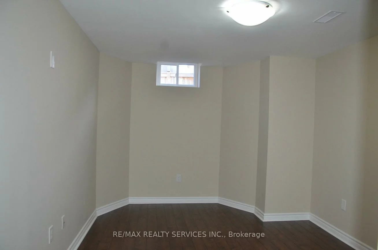 9, Beechmont, Credit Valley, Brampton