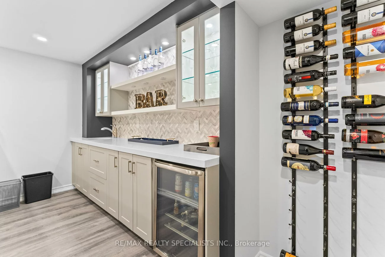 21, Lauderhill, Vales of Castlemore North, Brampton