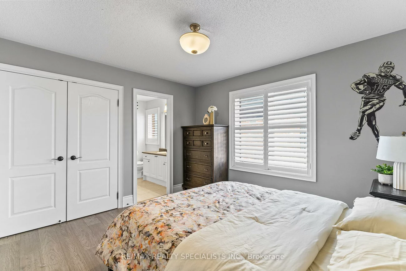 21, Lauderhill, Vales of Castlemore North, Brampton