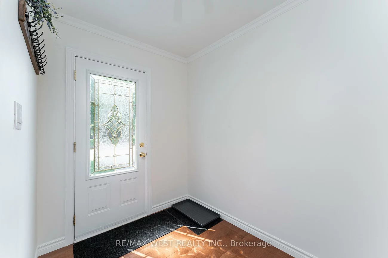 44, Fidelia, Southgate, Brampton
