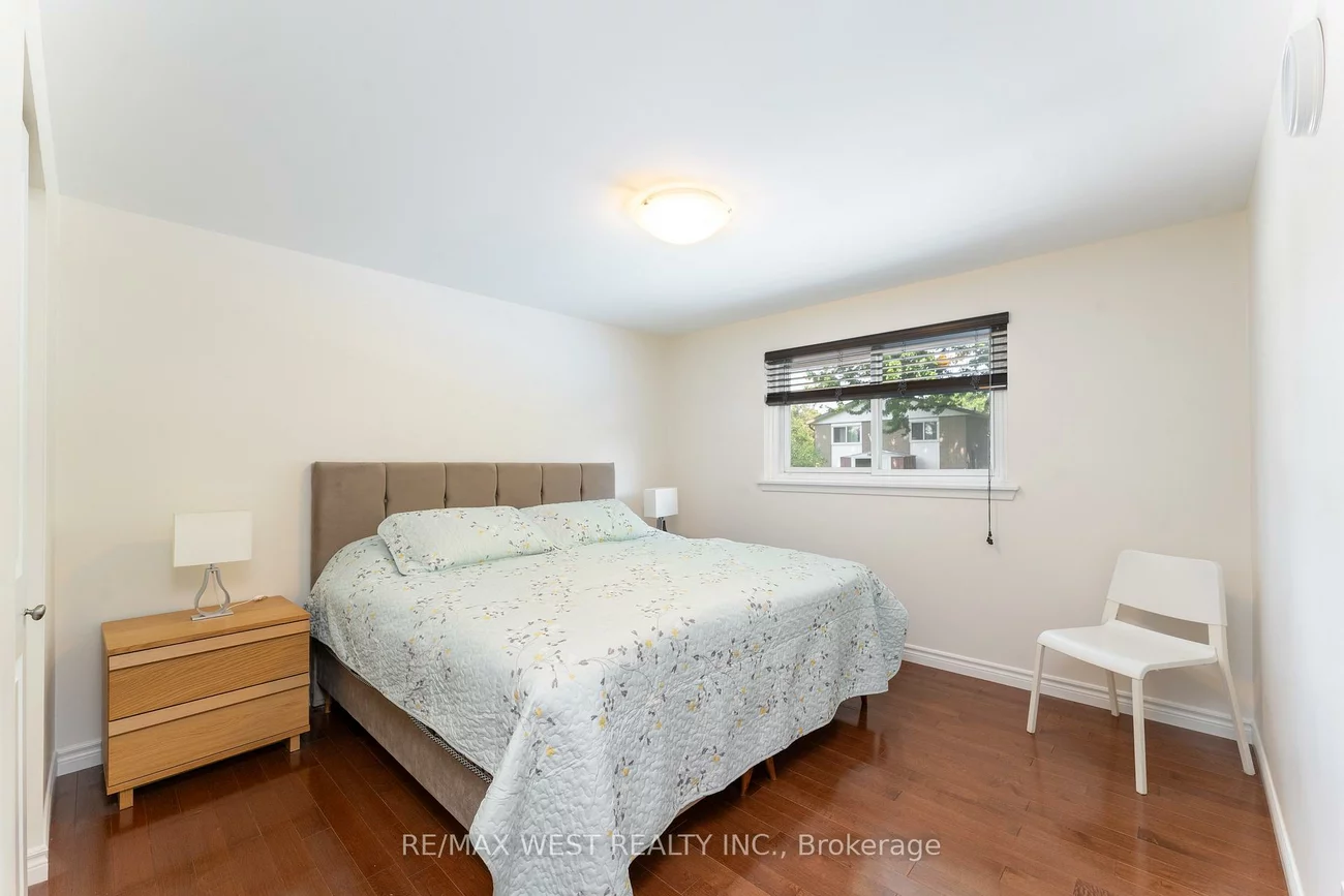 44, Fidelia, Southgate, Brampton