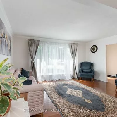 44, Fidelia, Southgate, Brampton