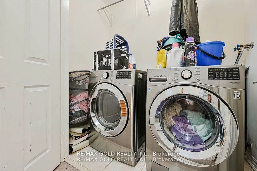 11, Caversham, Sandringham-Wellington, Brampton