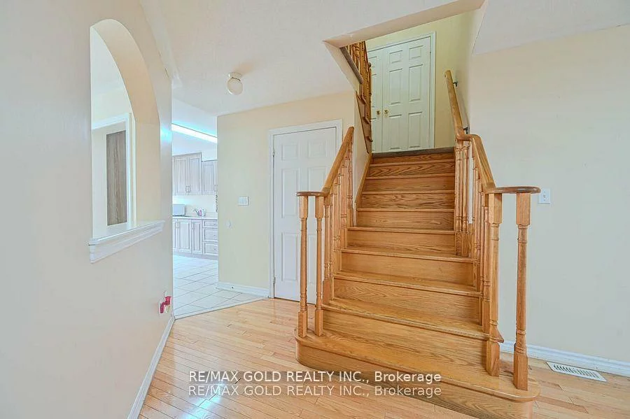 11, Caversham, Sandringham-Wellington, Brampton