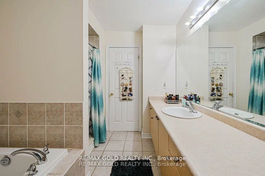 11, Caversham, Sandringham-Wellington, Brampton