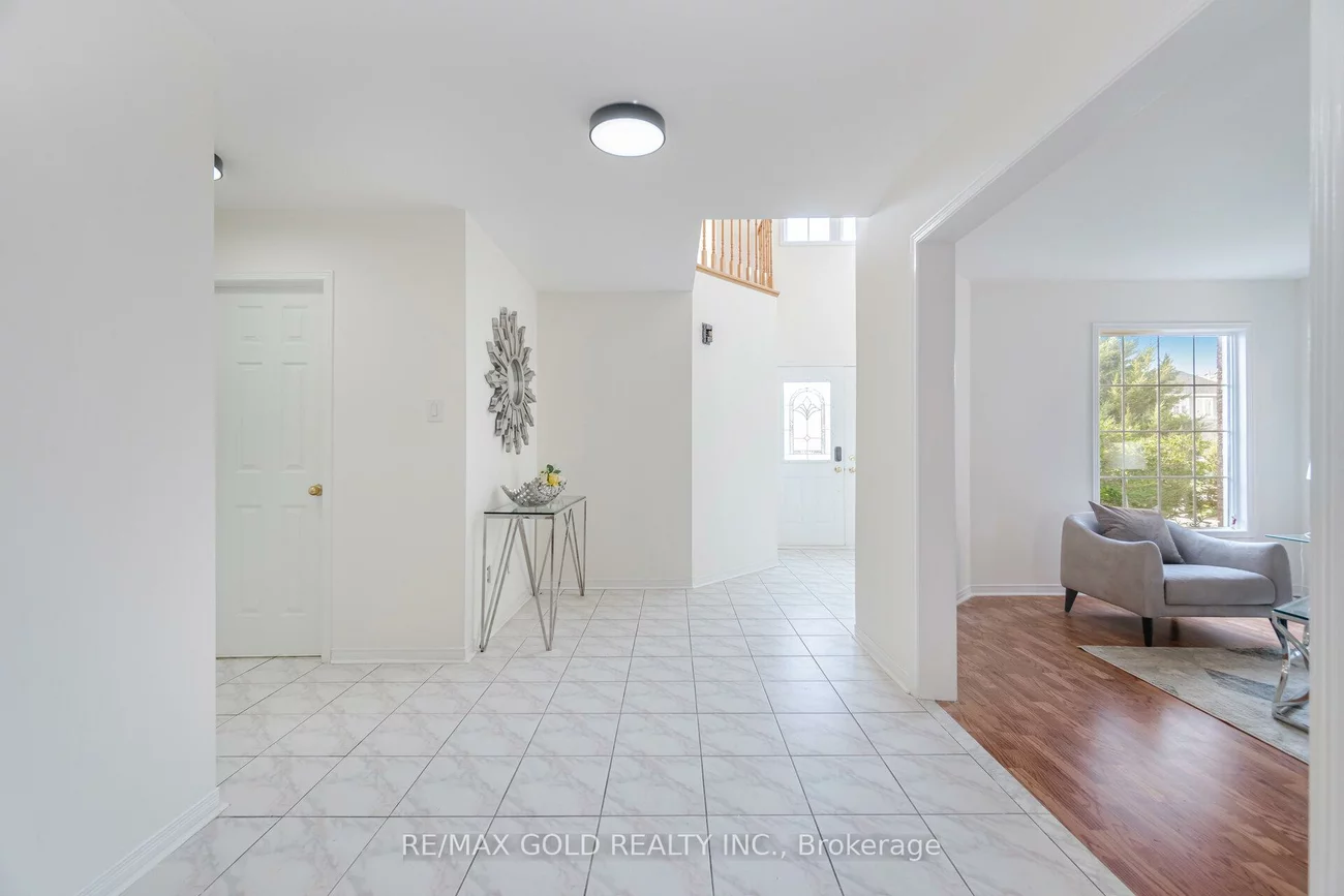32, Hollybush, Sandringham-Wellington, Brampton