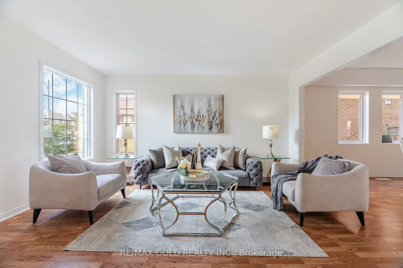 32, Hollybush, Sandringham-Wellington, Brampton