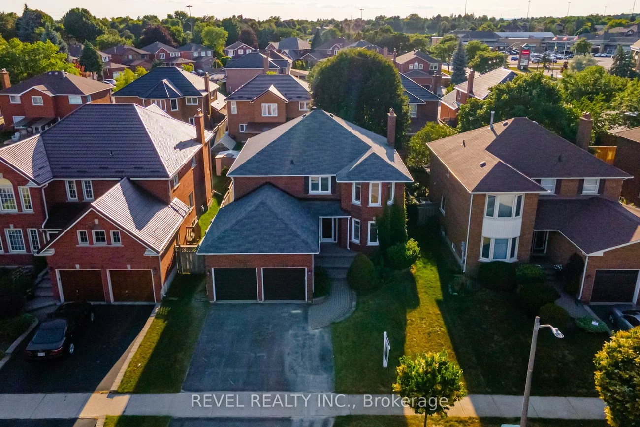 6, Lone Oak, Westgate, Brampton