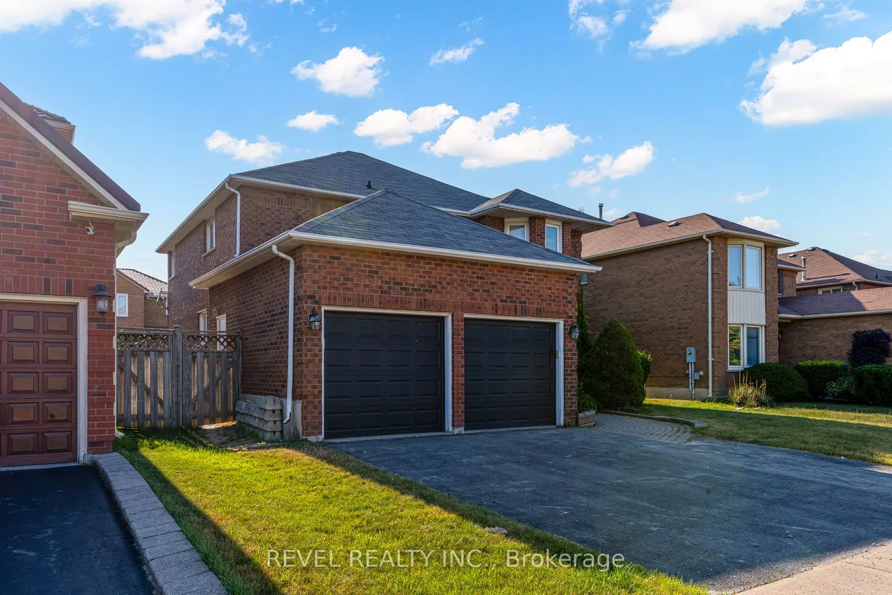 6, Lone Oak, Westgate, Brampton