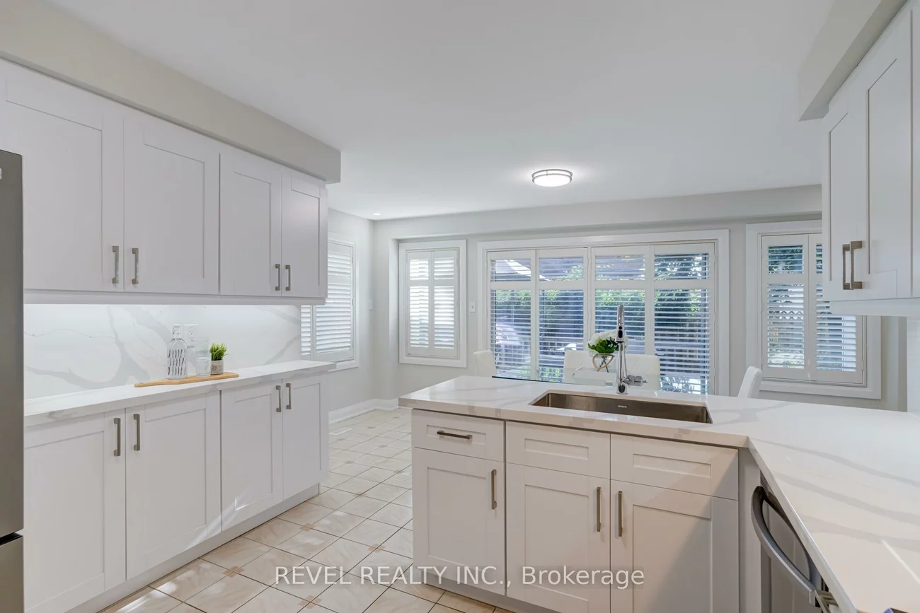6, Lone Oak, Westgate, Brampton