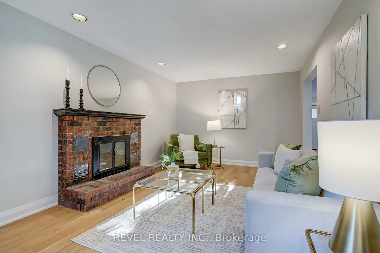 6, Lone Oak, Westgate, Brampton